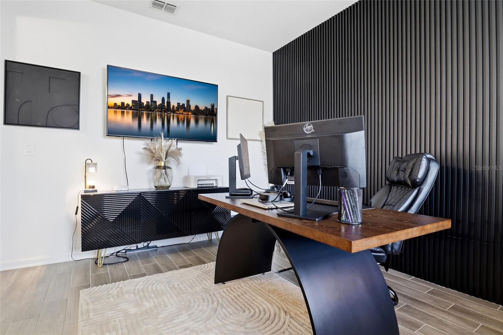 Image 35 of 68 For 6286 Lakepine Street