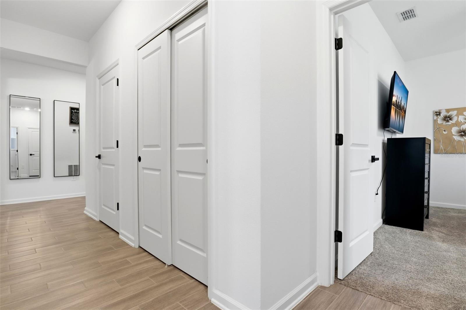 Image 46 of 68 For 6286 Lakepine Street