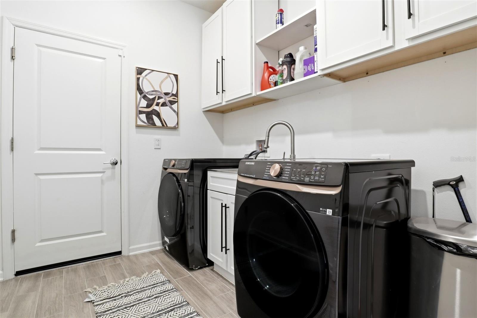 Image 50 of 68 For 6286 Lakepine Street