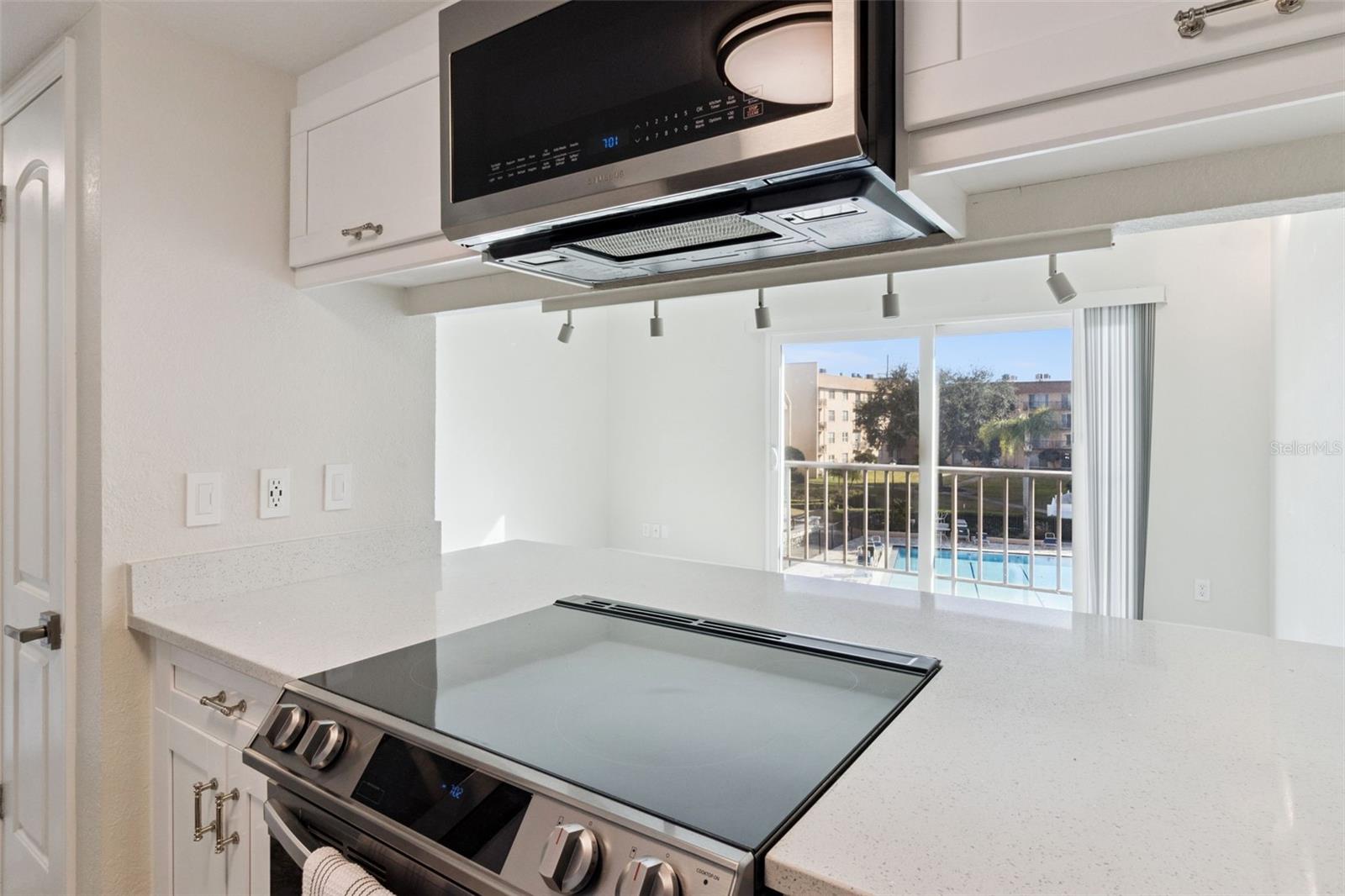 Image 11 of 22 For 5820 Church Avenue 340