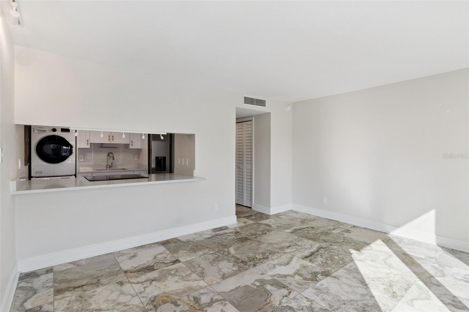 Image 8 of 22 For 5820 Church Avenue 340