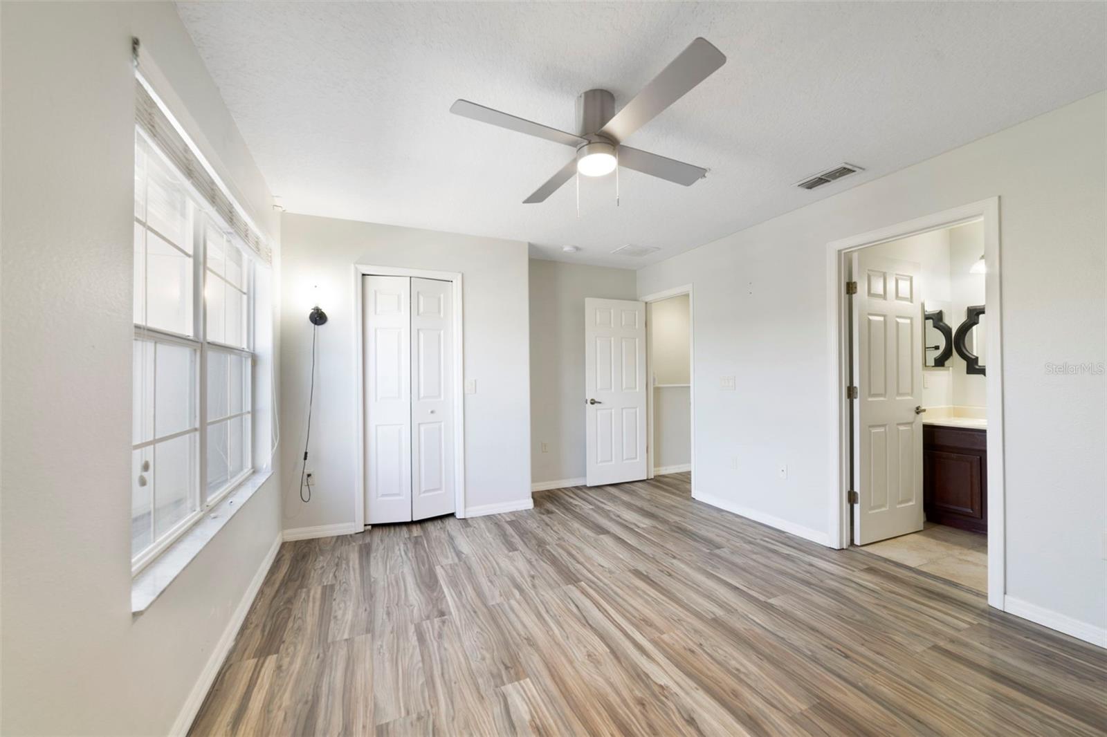 Image 14 of 27 For 167 Constitution Way