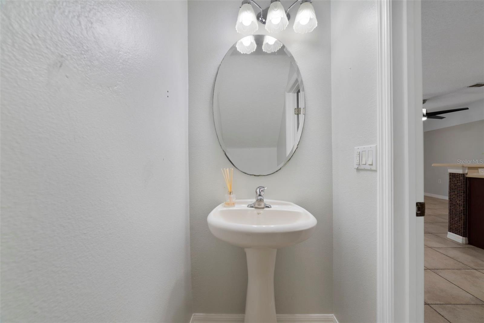 Image 17 of 27 For 167 Constitution Way