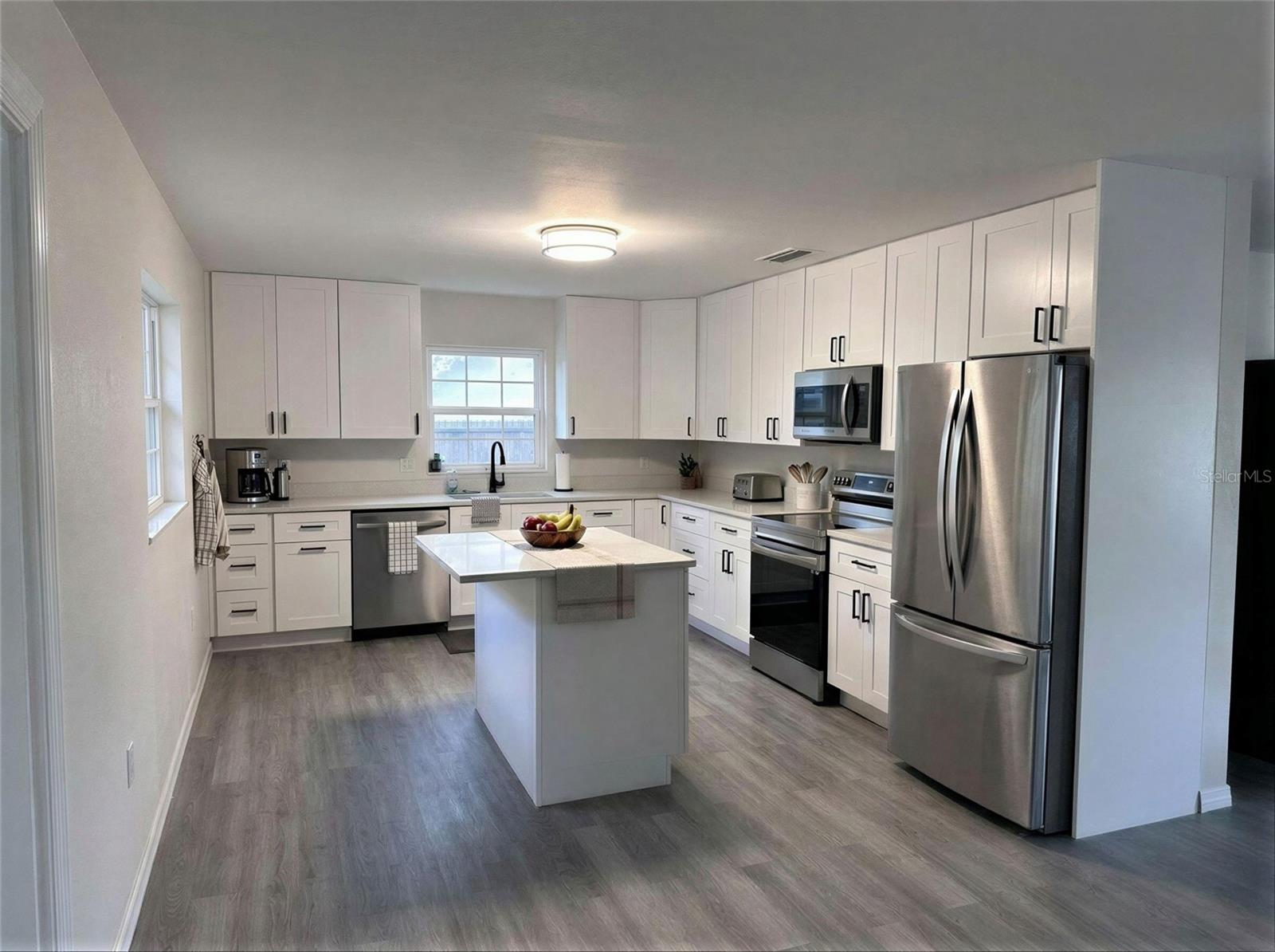 Image 5 of 6 For 5511 Oakfield Street