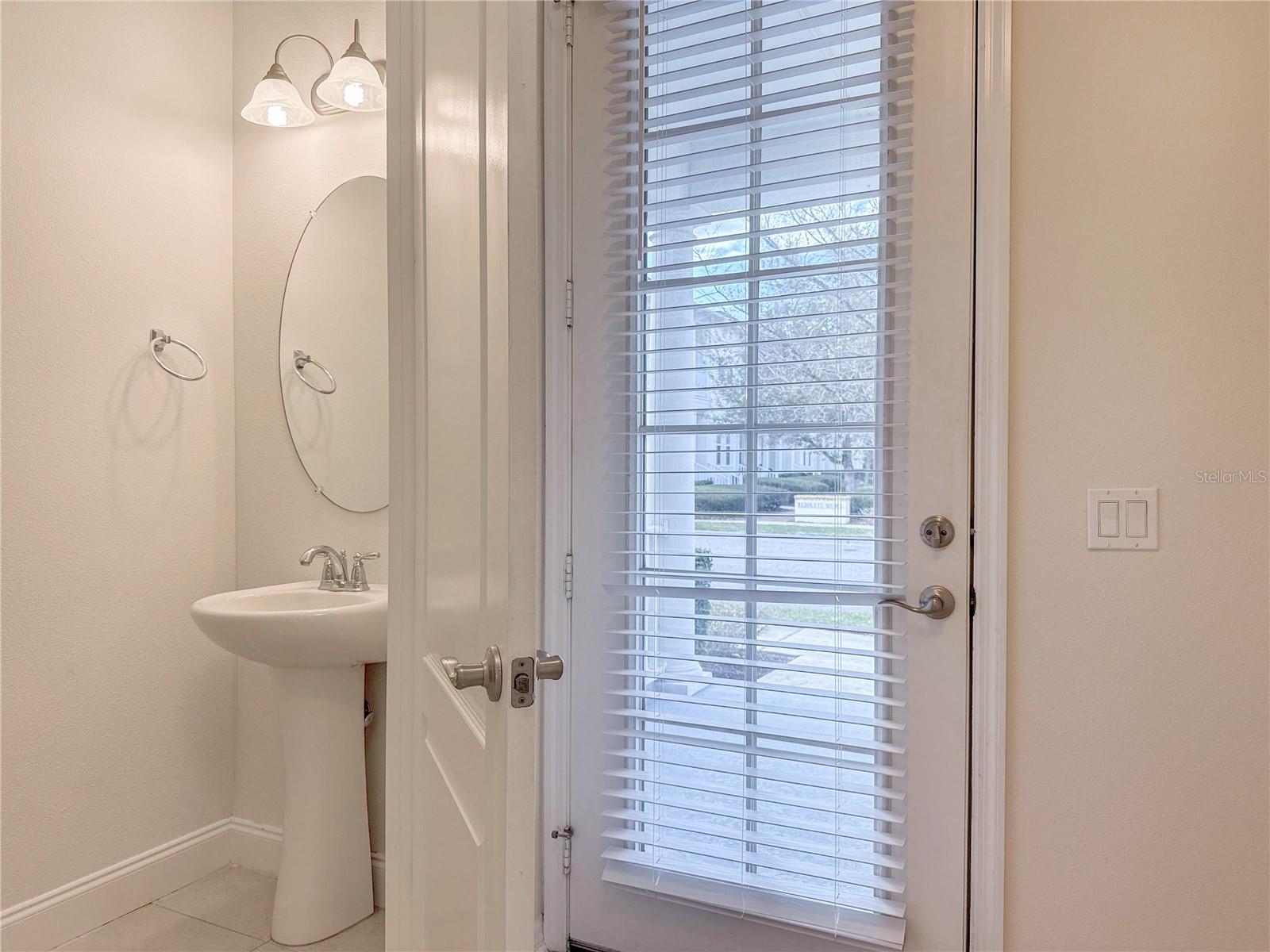 Image 7 of 40 For 1453 Resolute Street