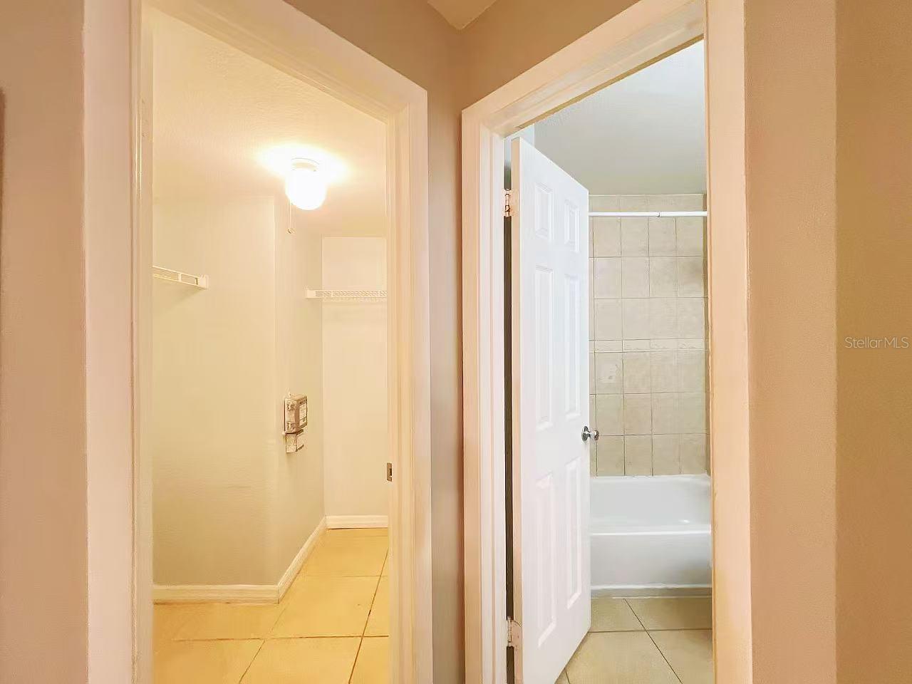 Image 12 of 17 For 3008 Parkway Boulevard 306