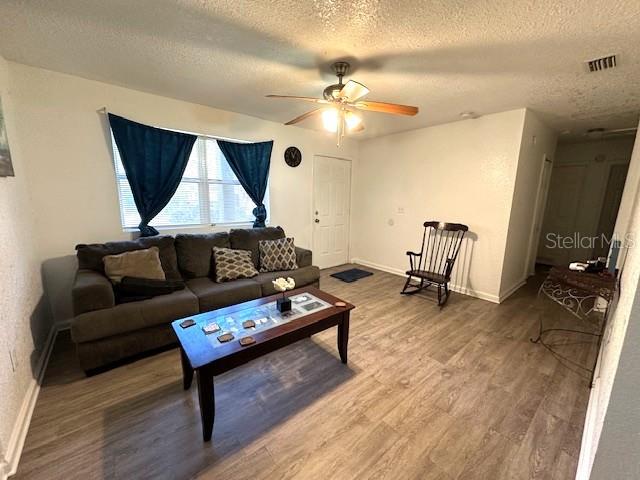 Image 2 of 11 For 4628 Suray Avenue