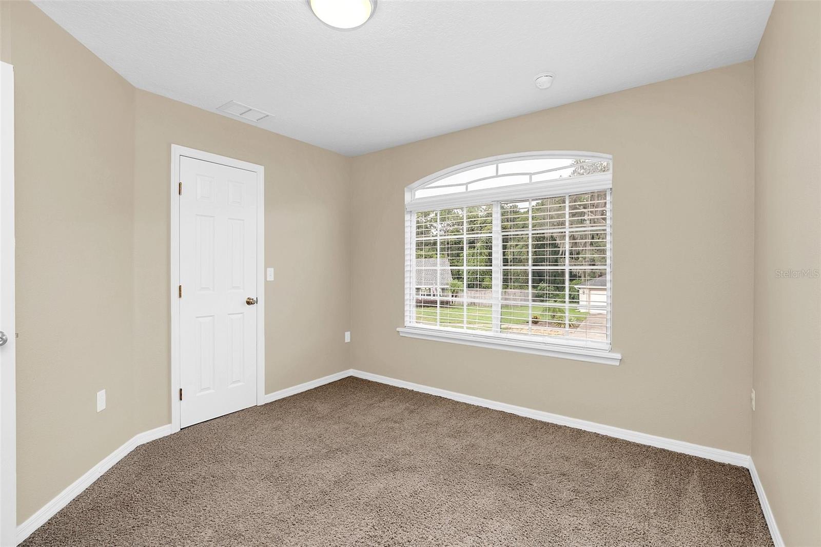 Image 19 of 32 For 1422 Saffron Trail