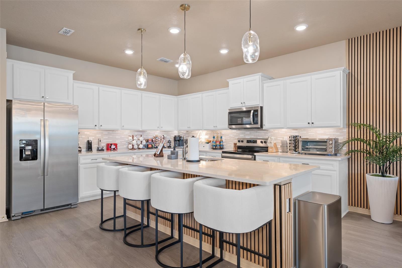 Image 21 of 93 For 16016 Sandy Cliffs Drive