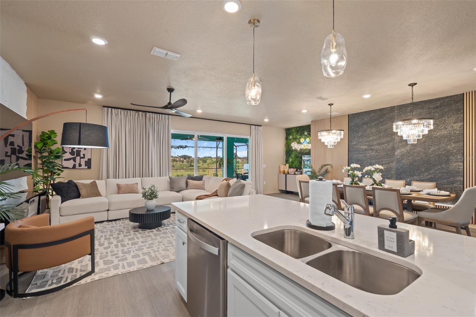 Image 24 of 93 For 16016 Sandy Cliffs Drive