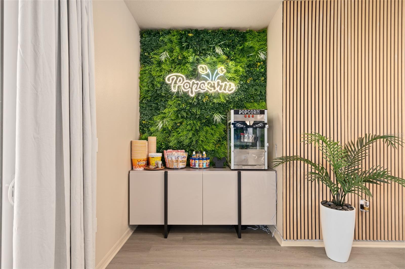 Image 28 of 93 For 16016 Sandy Cliffs Drive