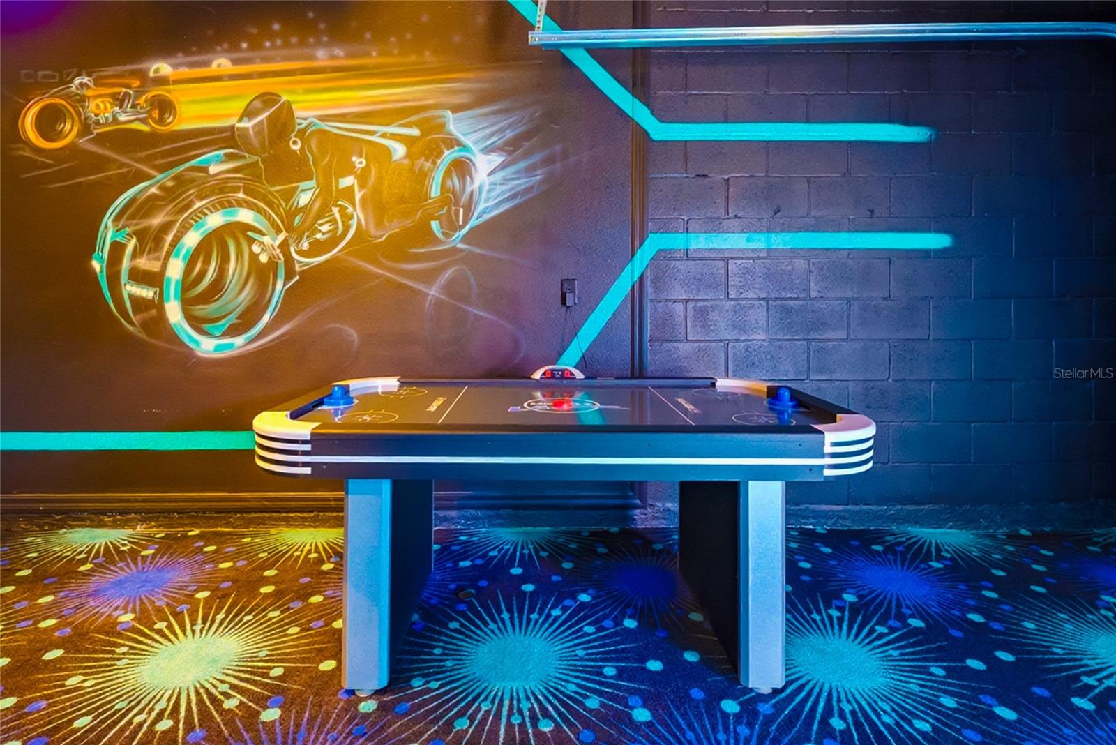 Image 35 of 93 For 16016 Sandy Cliffs Drive