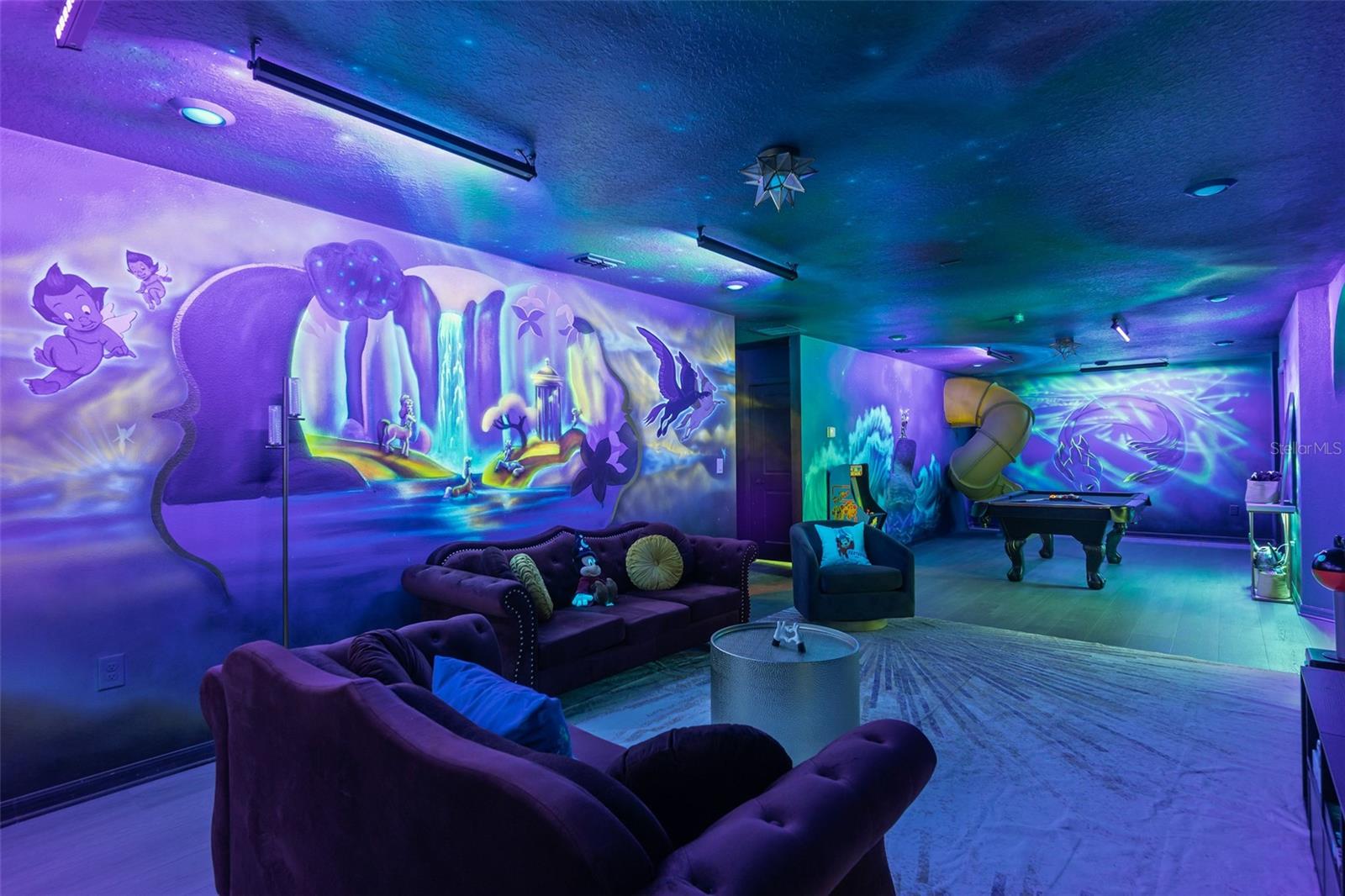 Image 44 of 93 For 16016 Sandy Cliffs Drive