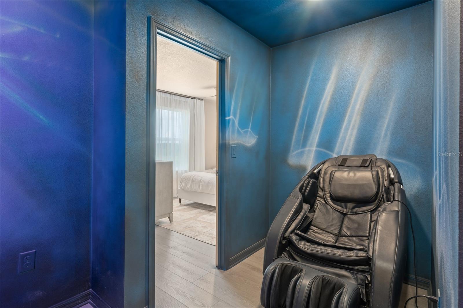 Image 47 of 93 For 16016 Sandy Cliffs Drive