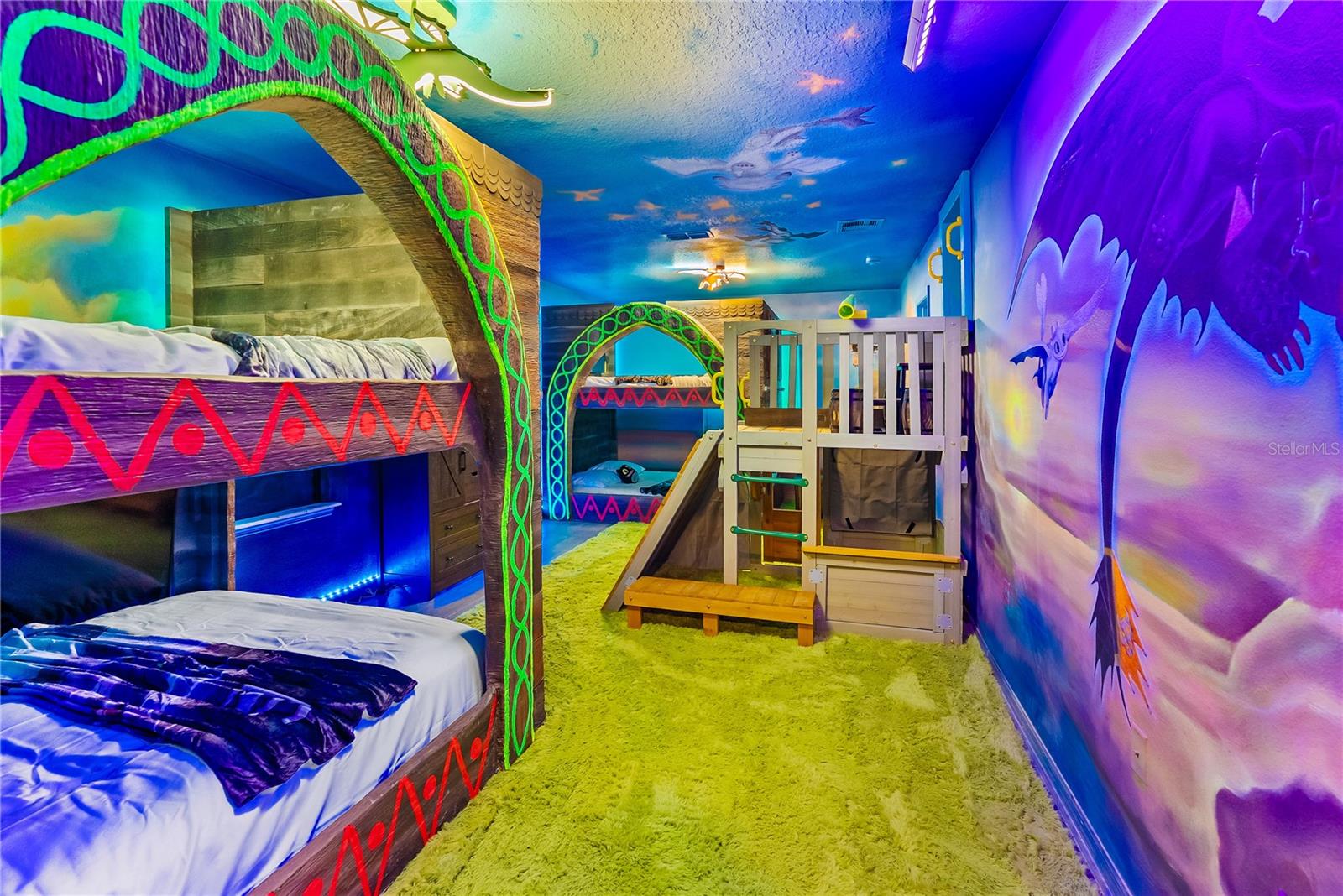 Image 48 of 93 For 16016 Sandy Cliffs Drive