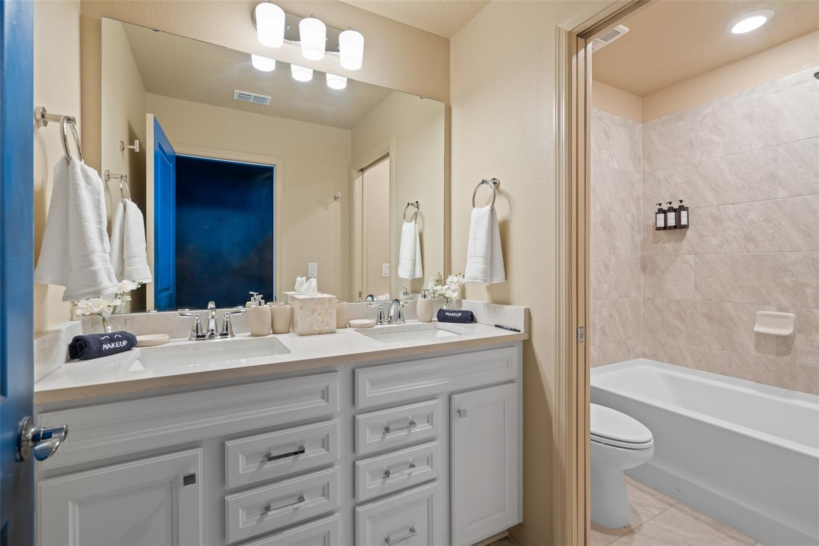 Image 84 of 93 For 16016 Sandy Cliffs Drive