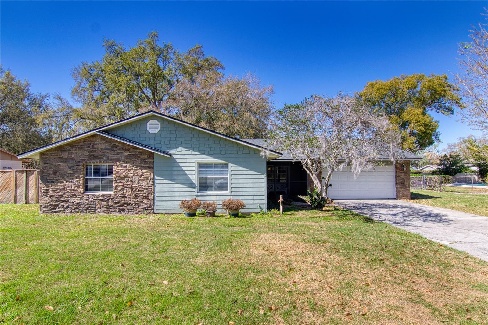 Details for 220 Valencia Court, WINTER GARDEN, FL 34787