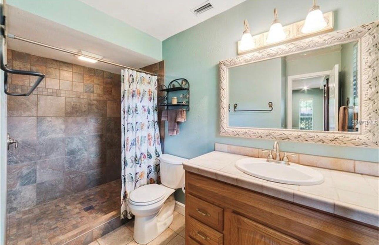 Image 12 of 24 For 220 Valencia Court