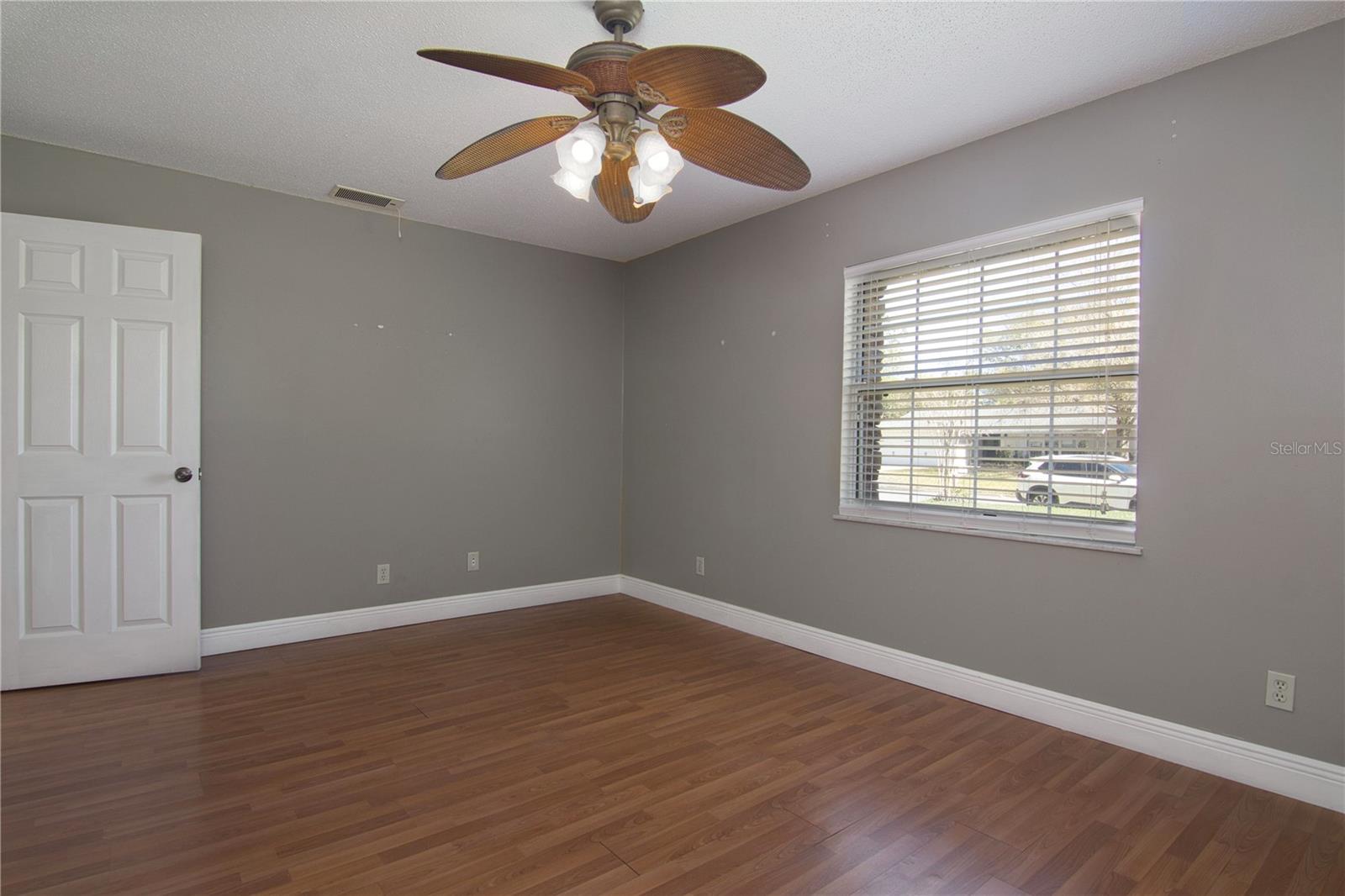 Image 14 of 24 For 220 Valencia Court