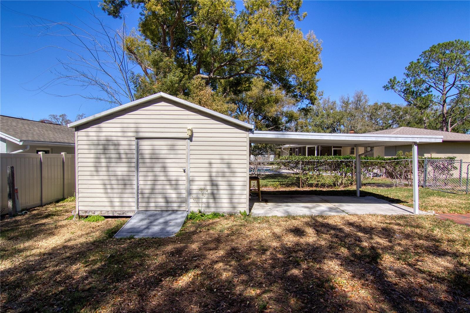 Image 19 of 24 For 220 Valencia Court