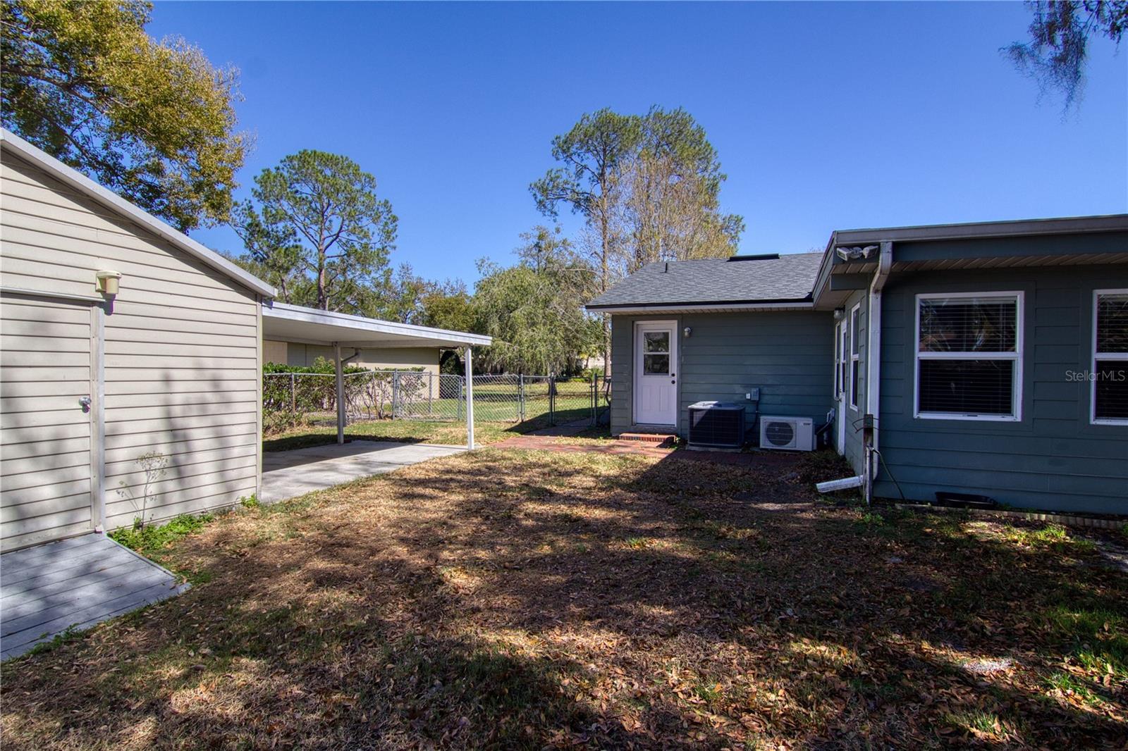 Image 20 of 24 For 220 Valencia Court