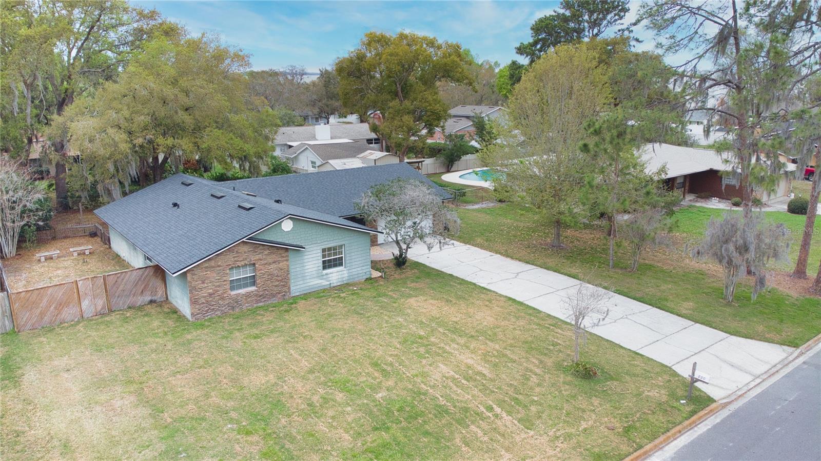 Image 24 of 24 For 220 Valencia Court