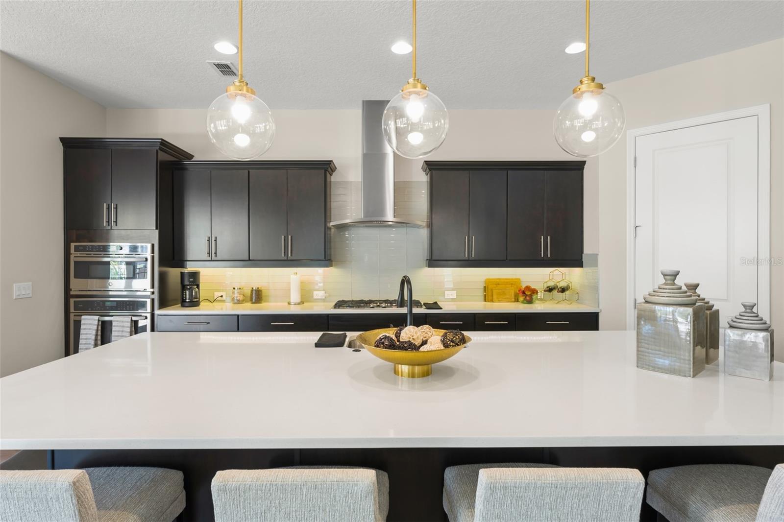 Image 4 of 49 For 2101 Antilles Club Drive