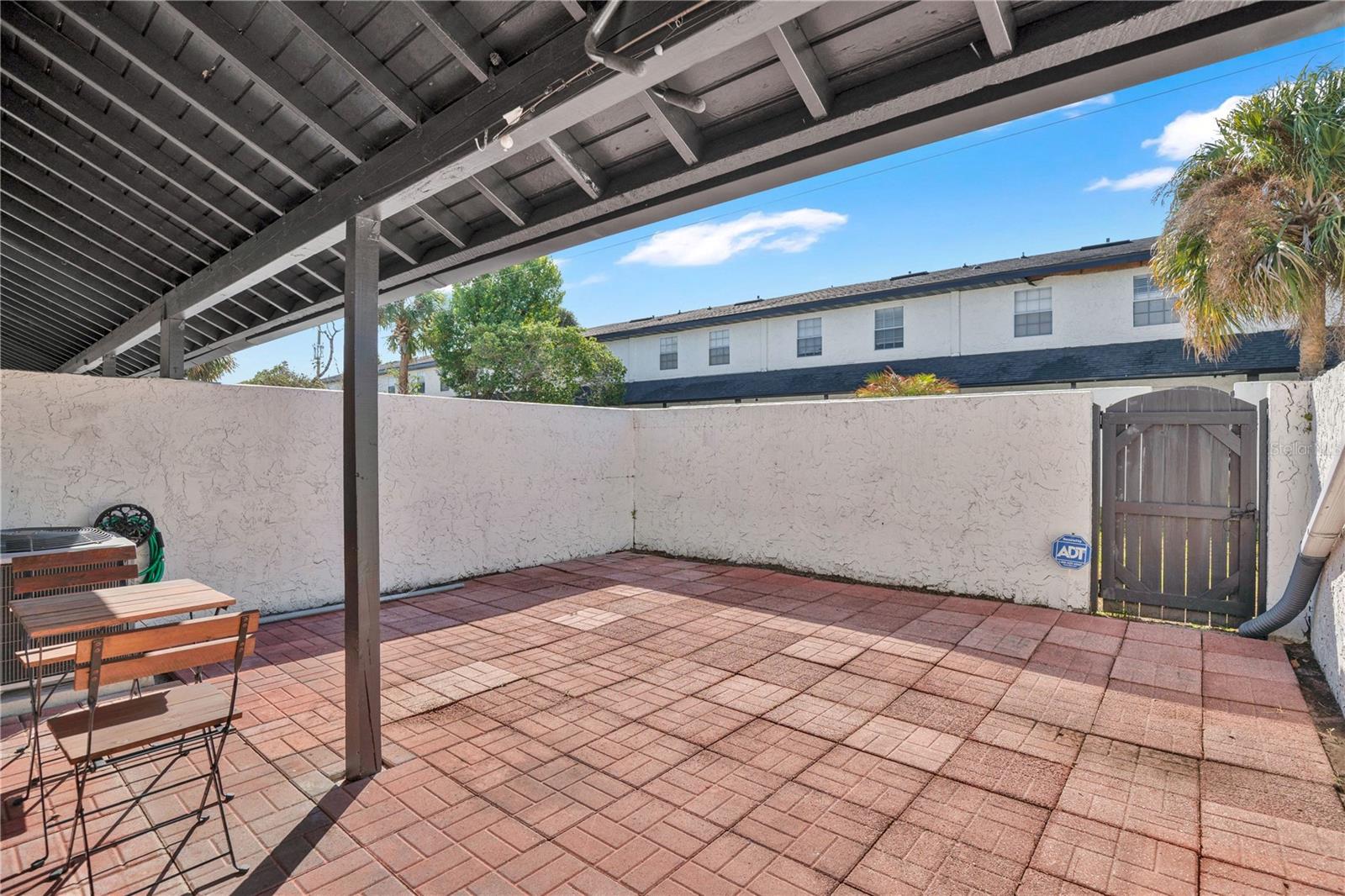 Image 20 of 25 For 5656 Royal Pine Boulevard 27