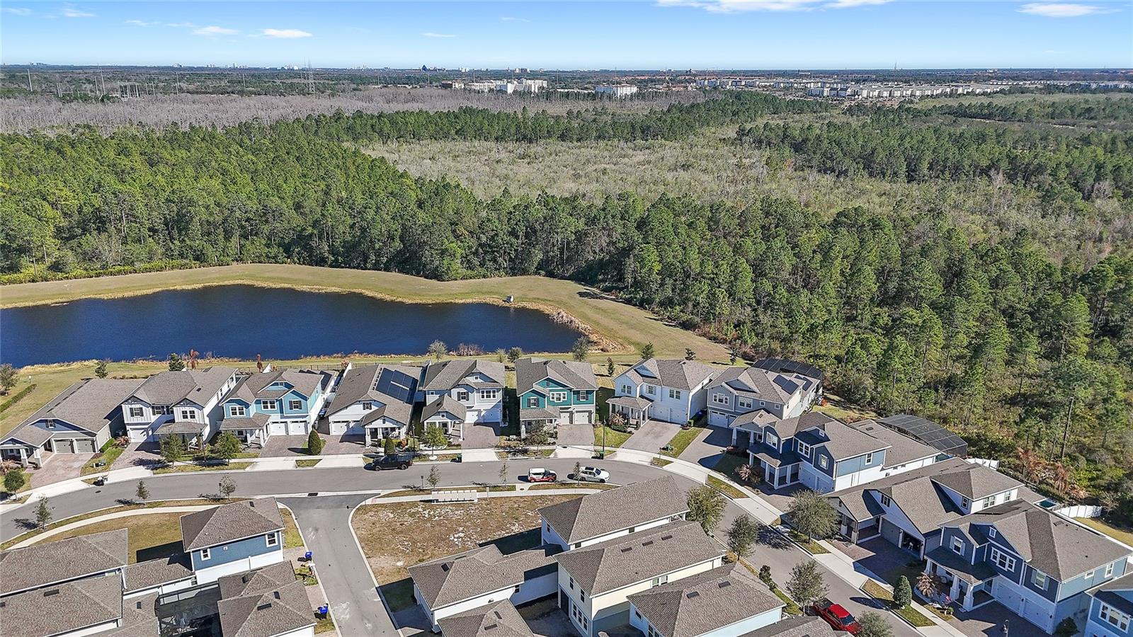 Image 40 of 52 For 15306 Lebeau Loop