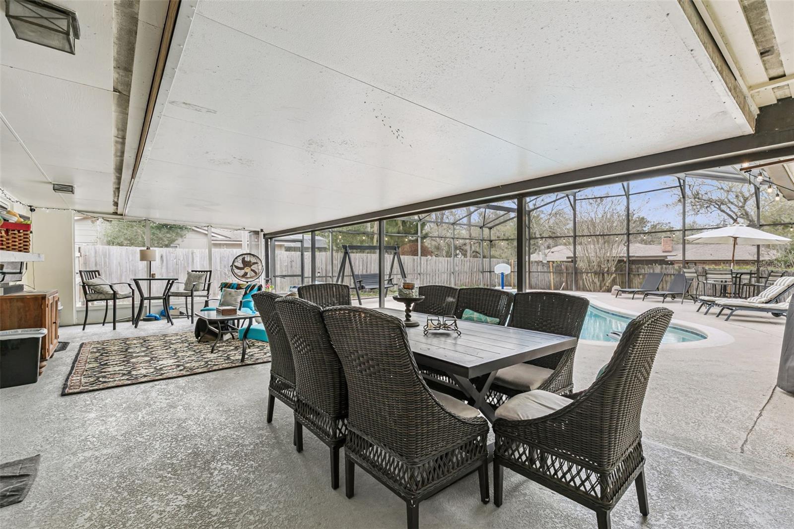 Image 20 of 40 For 895 Palmetto Street