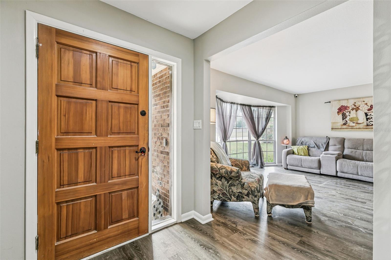 Image 5 of 40 For 895 Palmetto Street