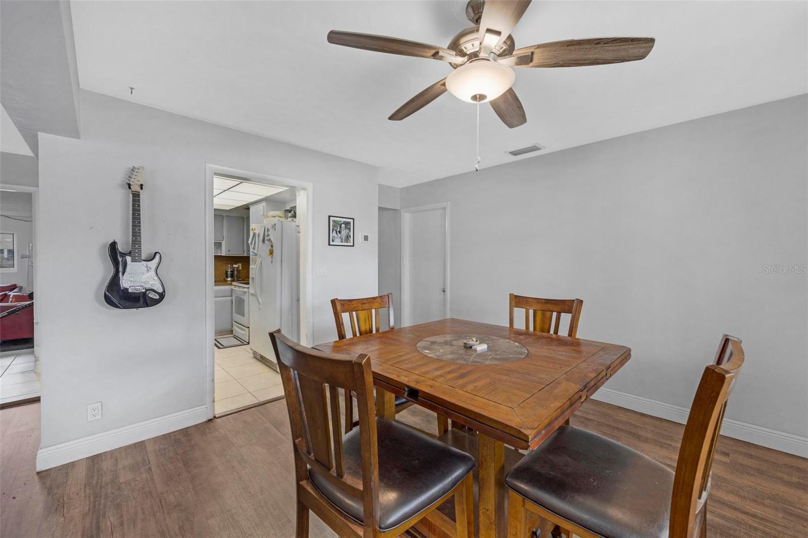 Image 11 of 60 For 6101 Pine Terrace