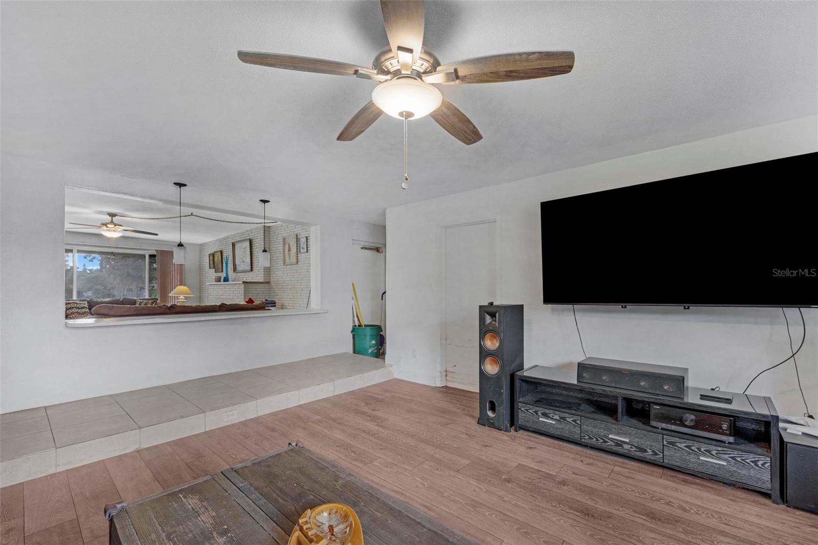 Image 15 of 60 For 6101 Pine Terrace