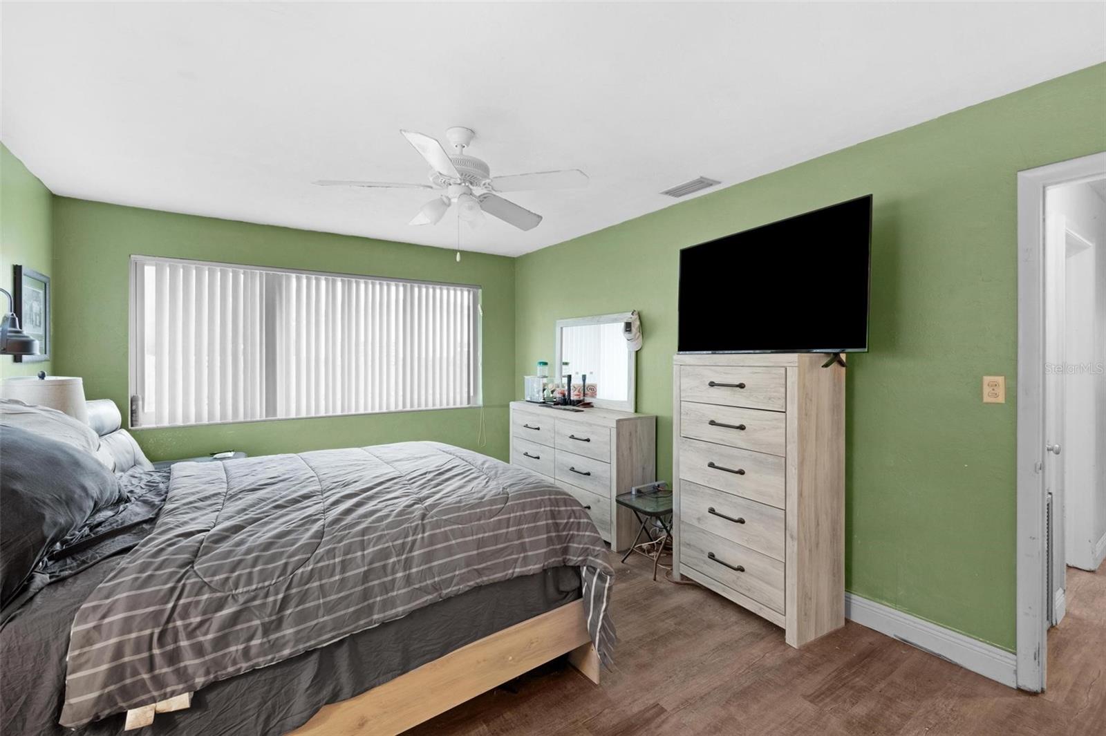 Image 26 of 60 For 6101 Pine Terrace