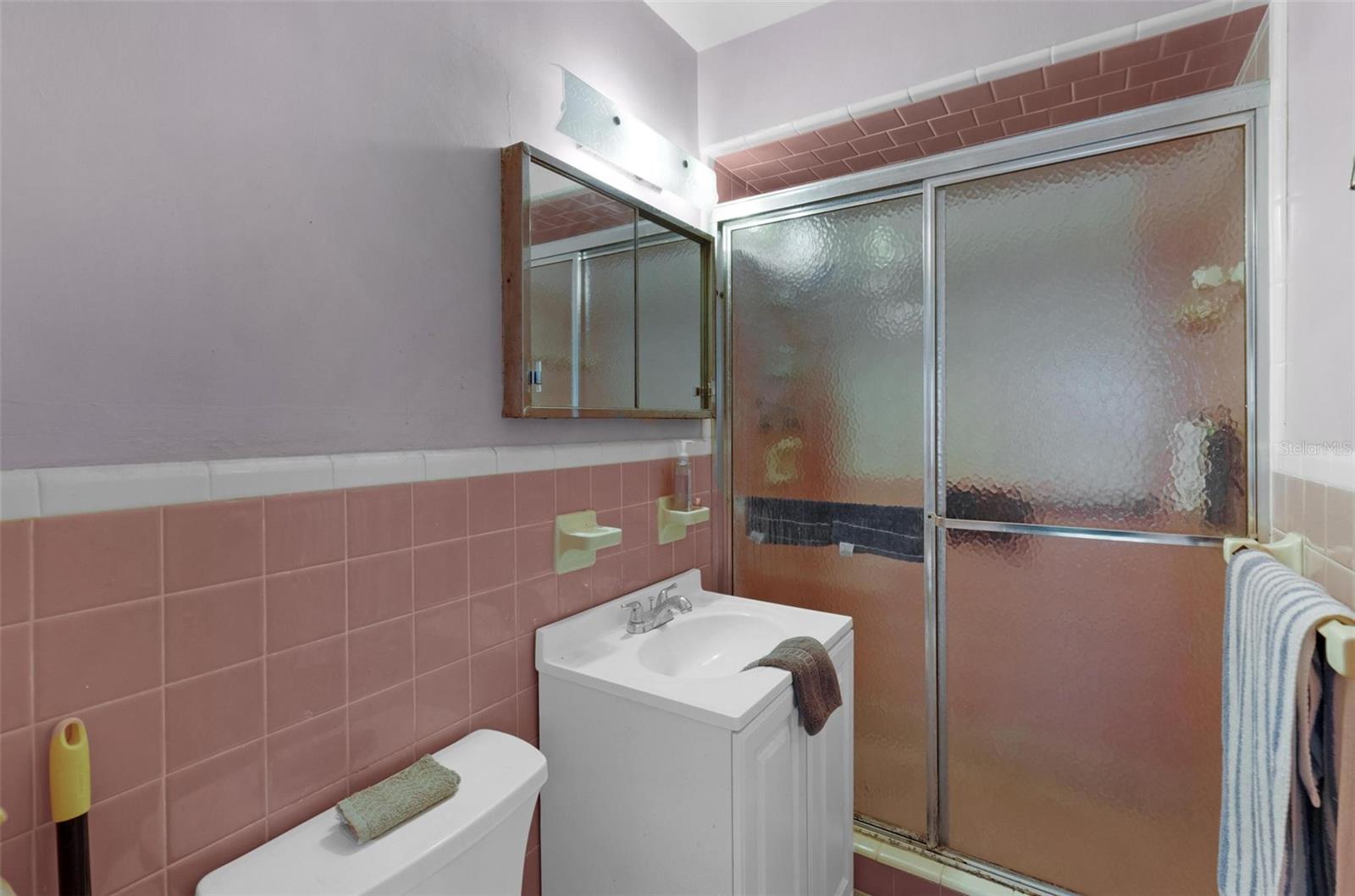 Image 28 of 60 For 6101 Pine Terrace