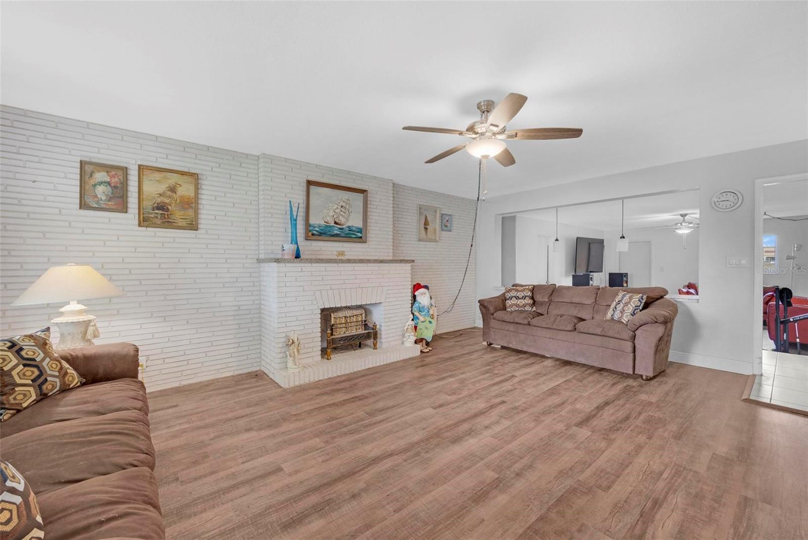 Image 7 of 60 For 6101 Pine Terrace