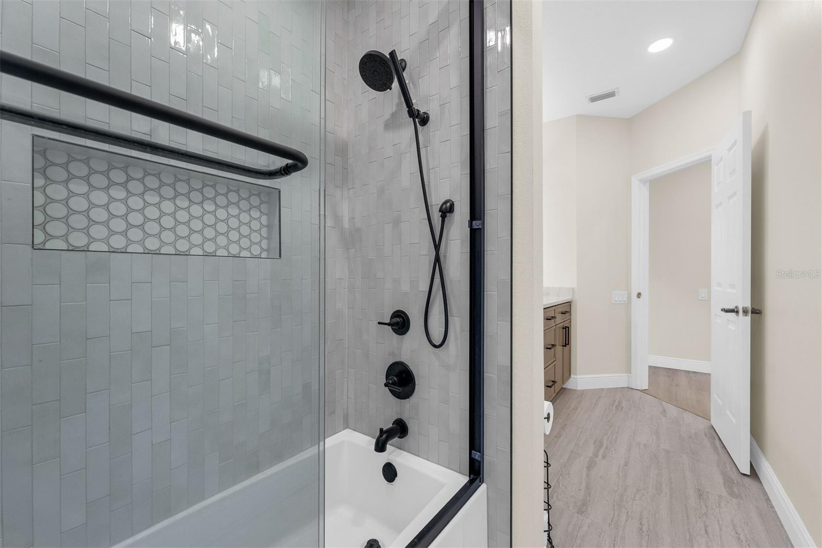 Image 33 of 46 For 1298 Scandia Terrace