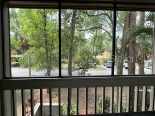 Image 11 of 15 For 212 Crown Oaks Way 212