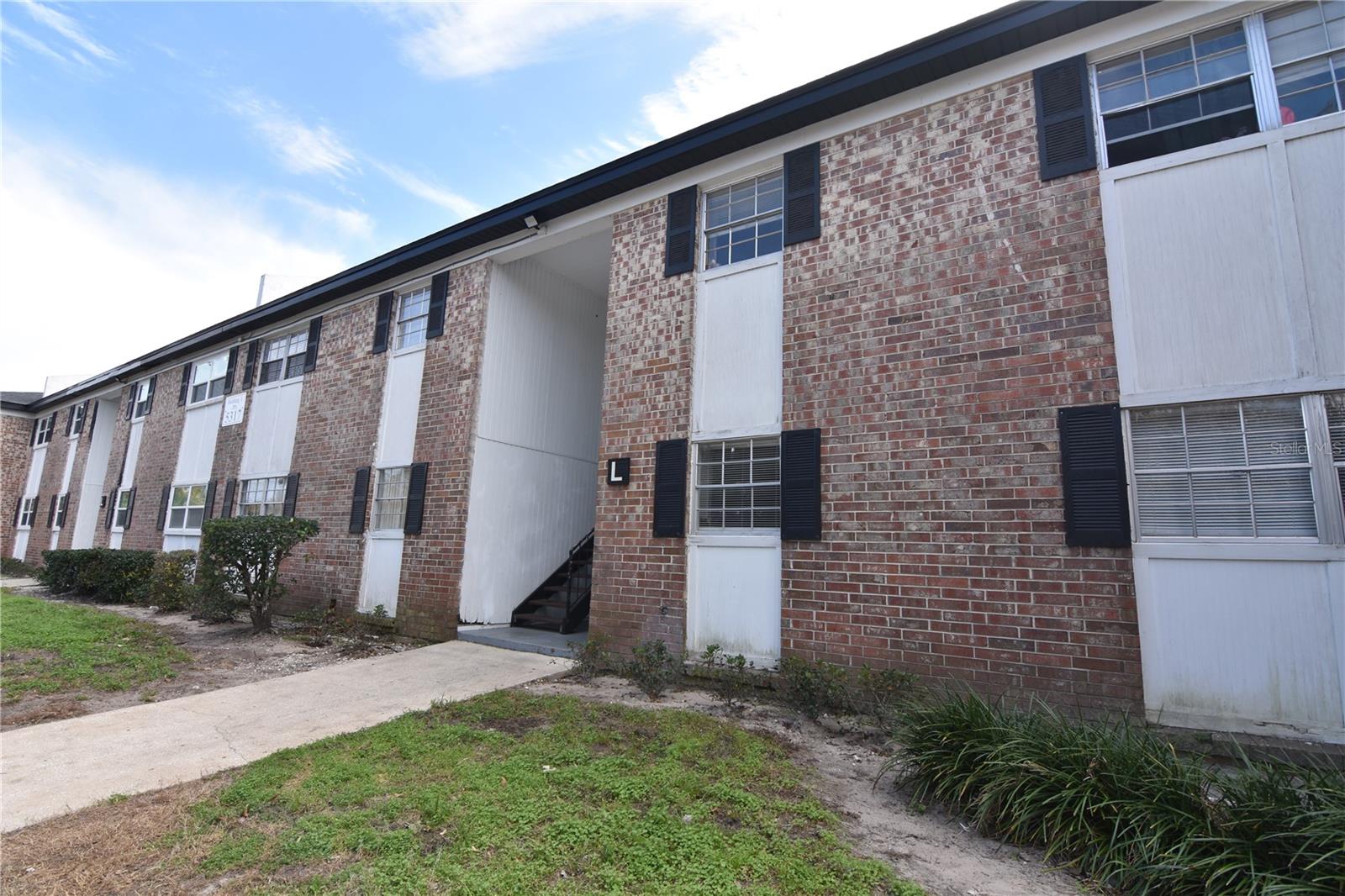 Image 2 of 19 For 5317 Curry Ford Road L106