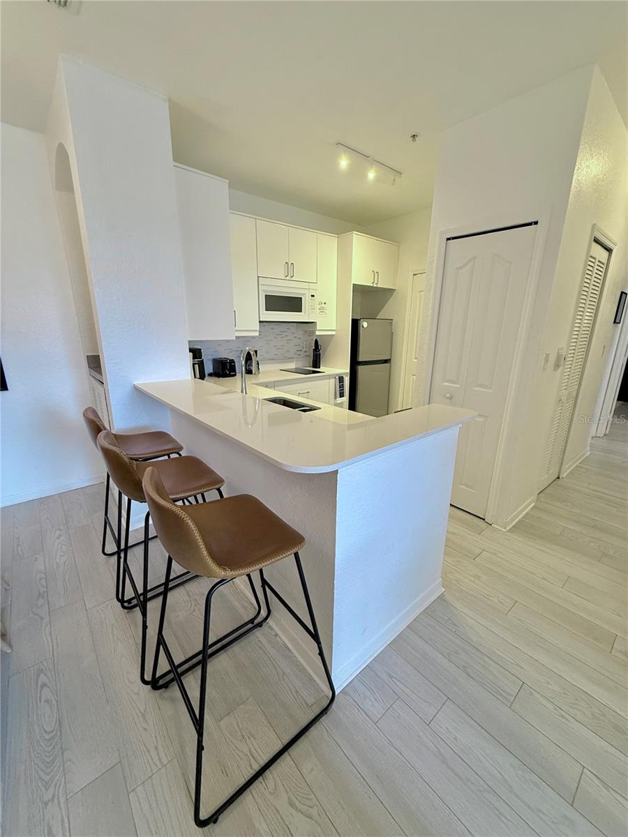 Image 11 of 40 For 8824 Dunes Court 103