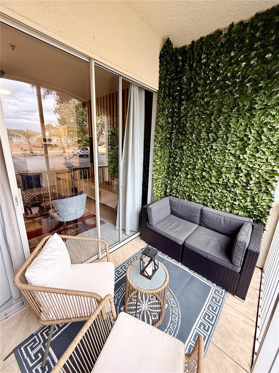 Image 14 of 40 For 8824 Dunes Court 103