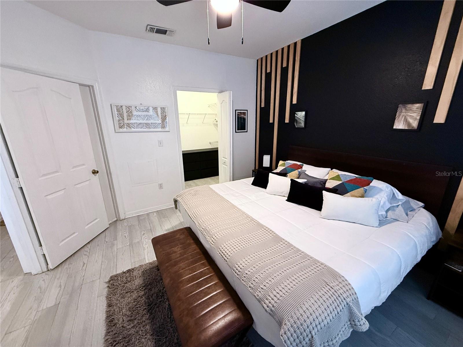 Image 28 of 40 For 8824 Dunes Court 103