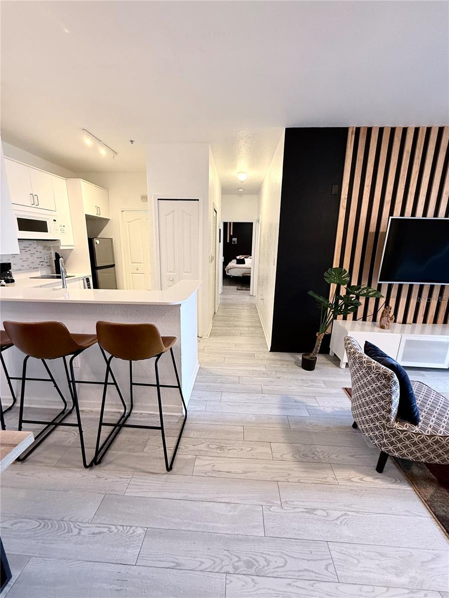 Image 5 of 40 For 8824 Dunes Court 103