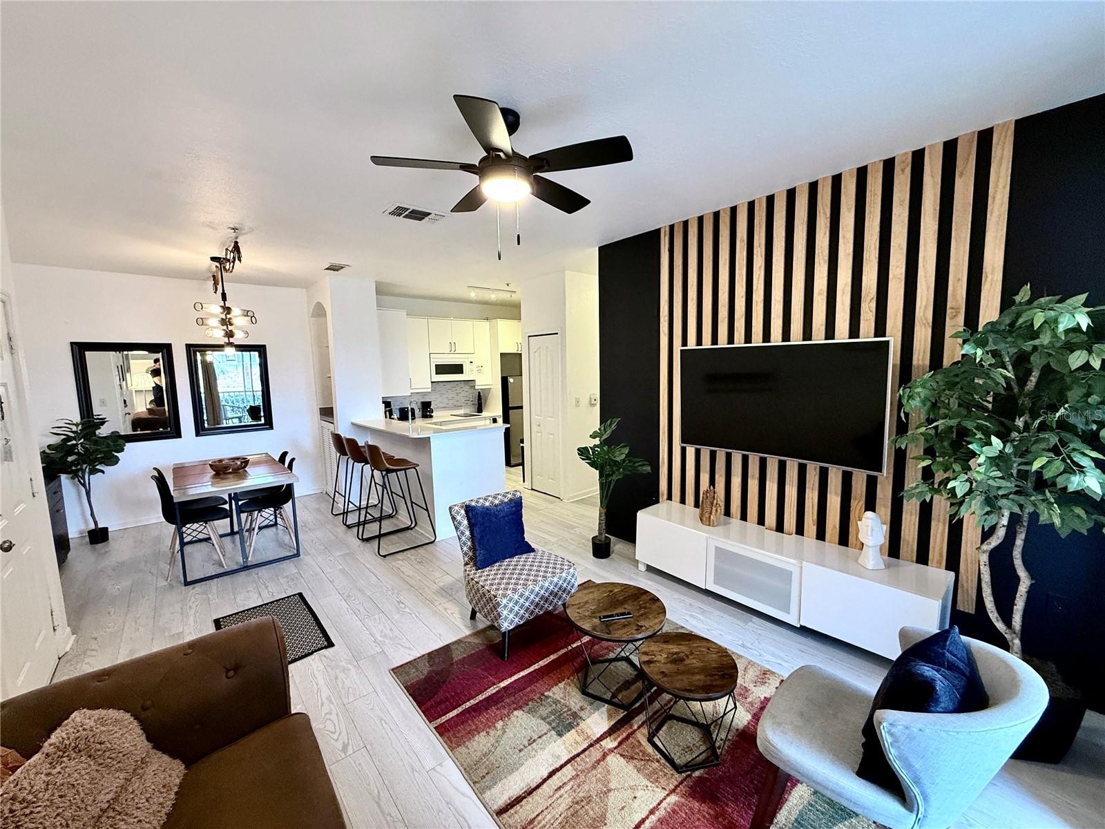 Image 7 of 40 For 8824 Dunes Court 103