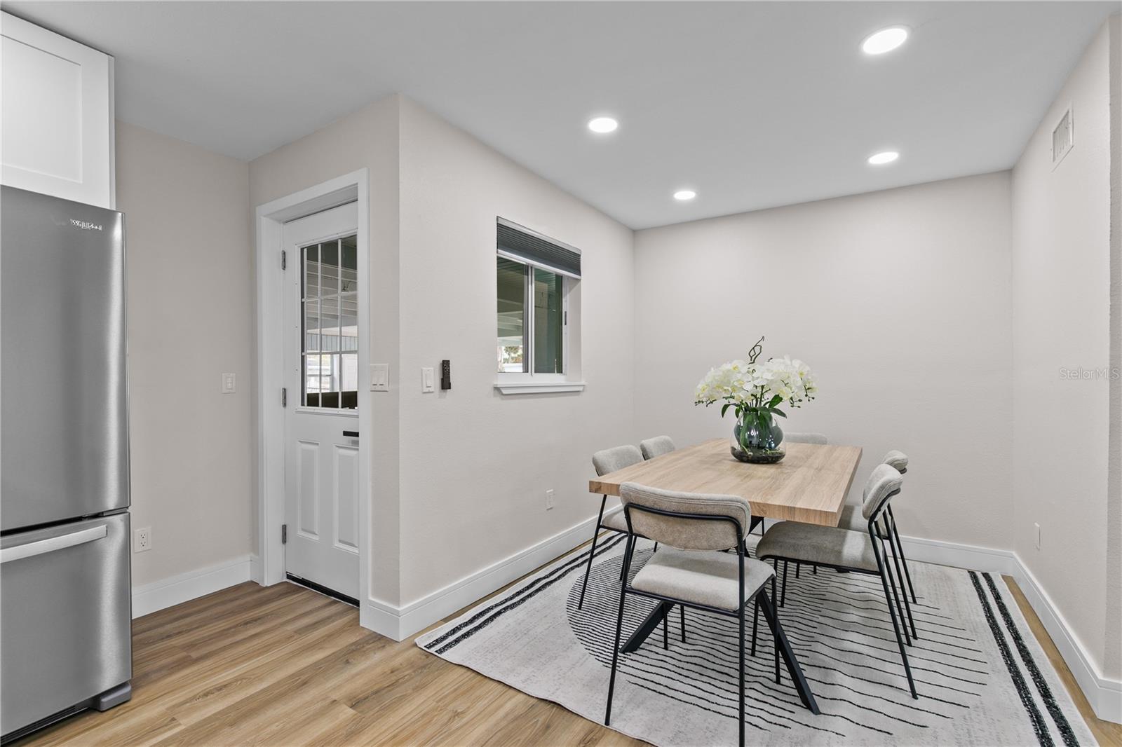 Image 13 of 32 For 3267 Peninsula Drive