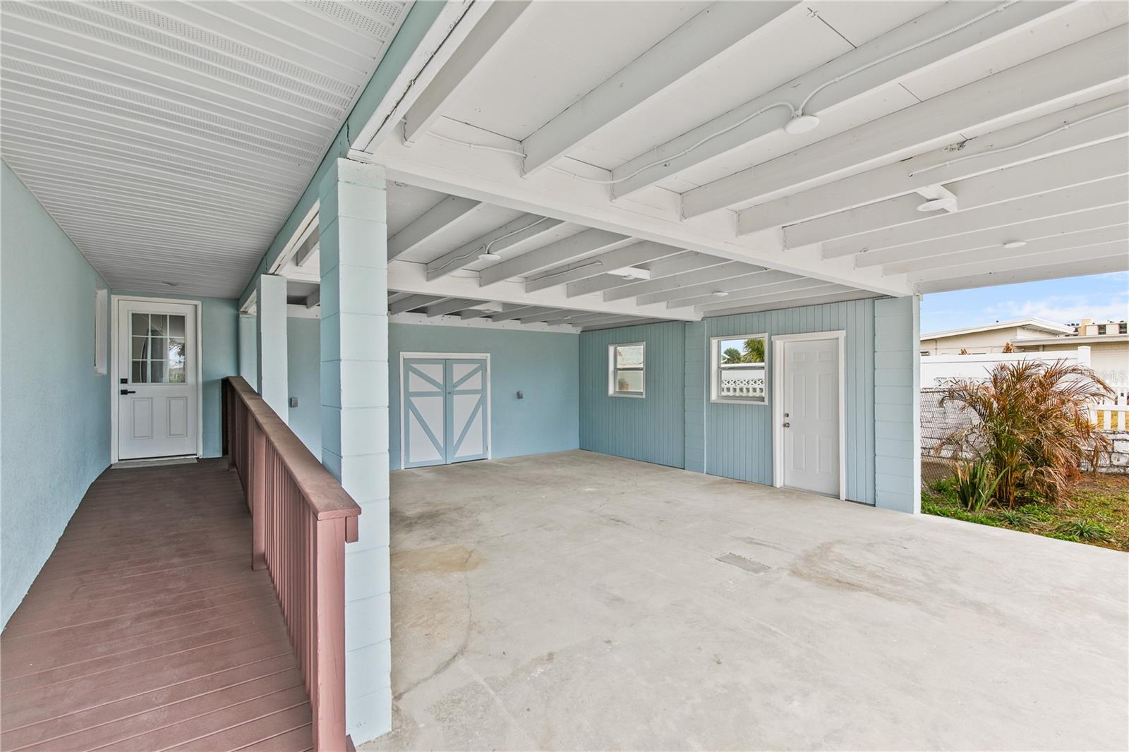 Image 21 of 32 For 3267 Peninsula Drive