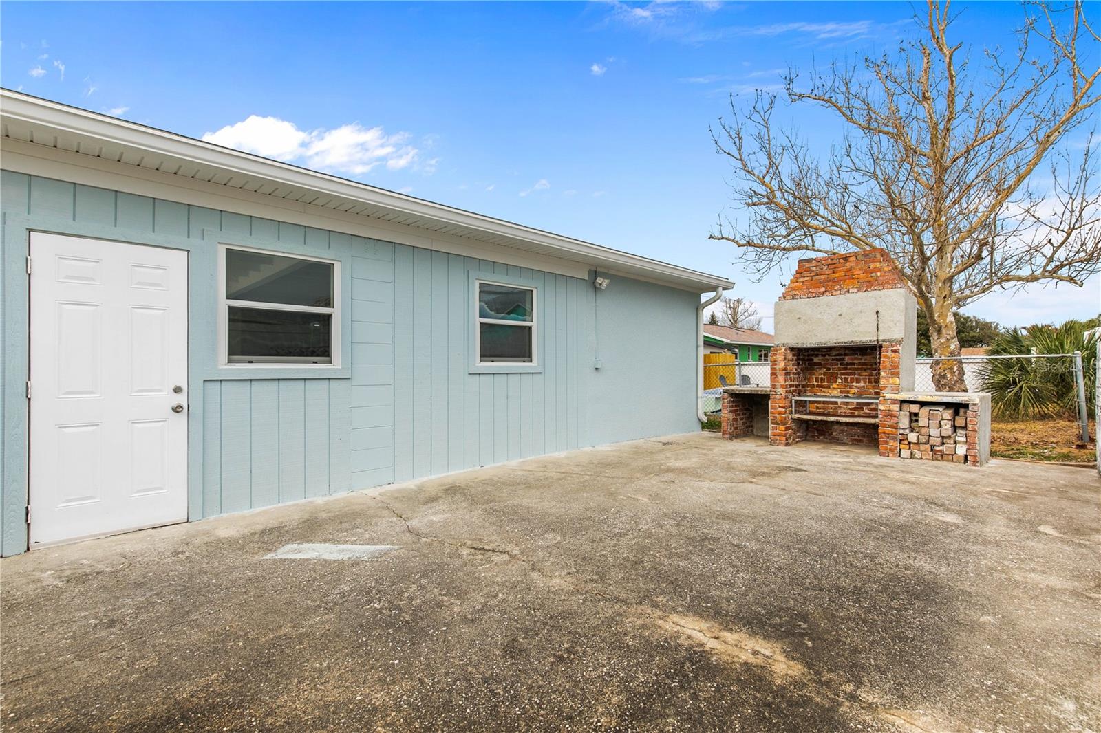 Image 25 of 32 For 3267 Peninsula Drive