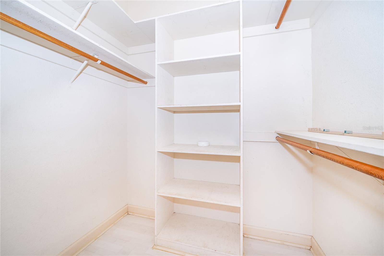 Image 11 of 49 For 1813 Hidden Pine Lane