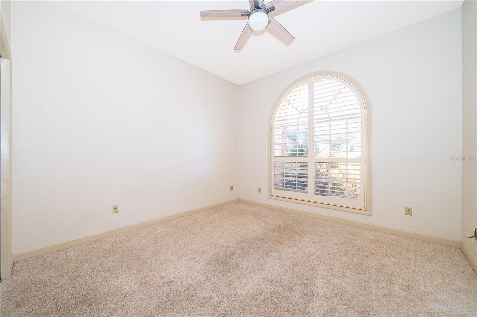 Image 35 of 49 For 1813 Hidden Pine Lane