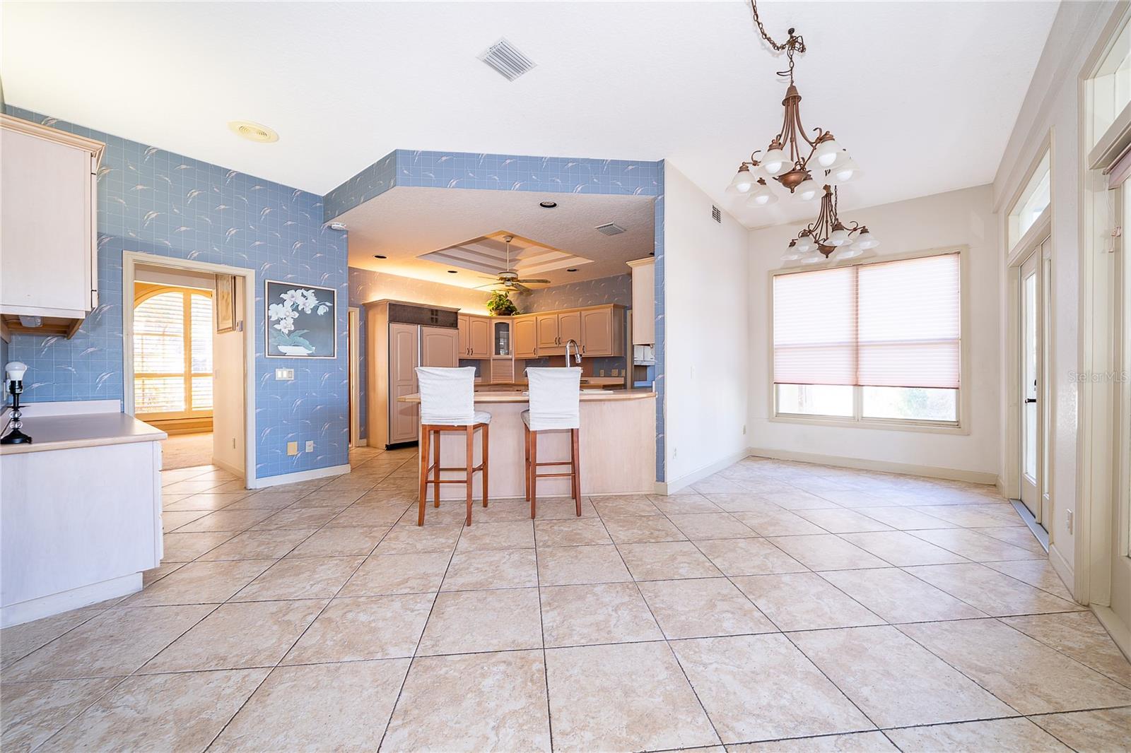 Image 7 of 49 For 1813 Hidden Pine Lane